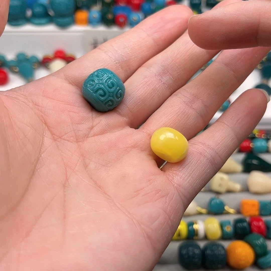 【闪购商品】琉璃颈饰