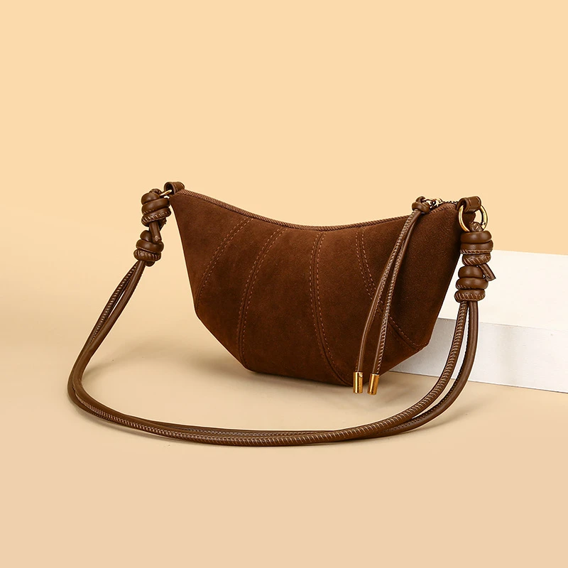 大容量包包女秋冬2024新款时尚约姿设计斜挎牛角包上班通勤饺子包