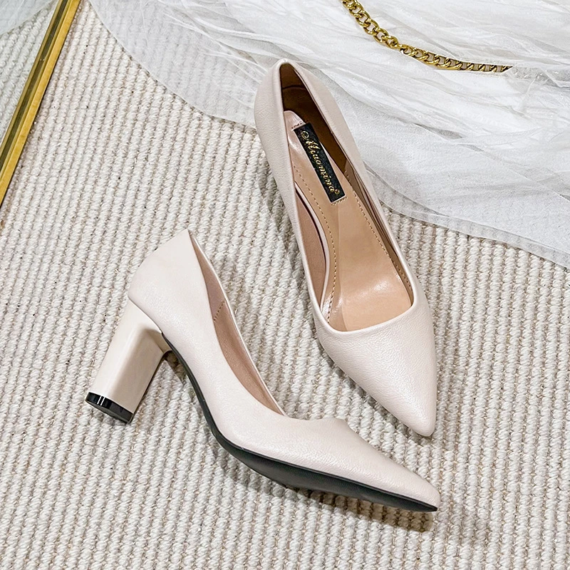 高跟鞋女2024年新款法式复古中粗跟单鞋气质配裙旗袍尖头时尚女鞋