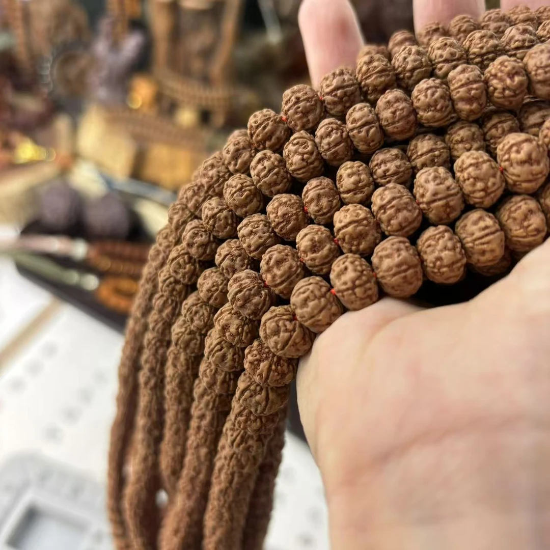 2.20《大嫂》勿里达纯血老树王长串金刚菩提9-10mm左右+钢刷