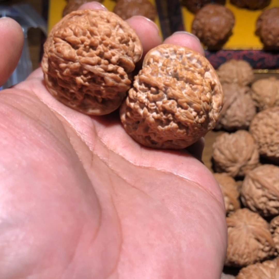 【闪购商品】木质核雕漫***端