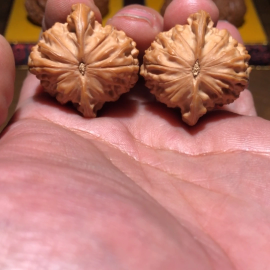 【闪购商品】木质核雕^*^