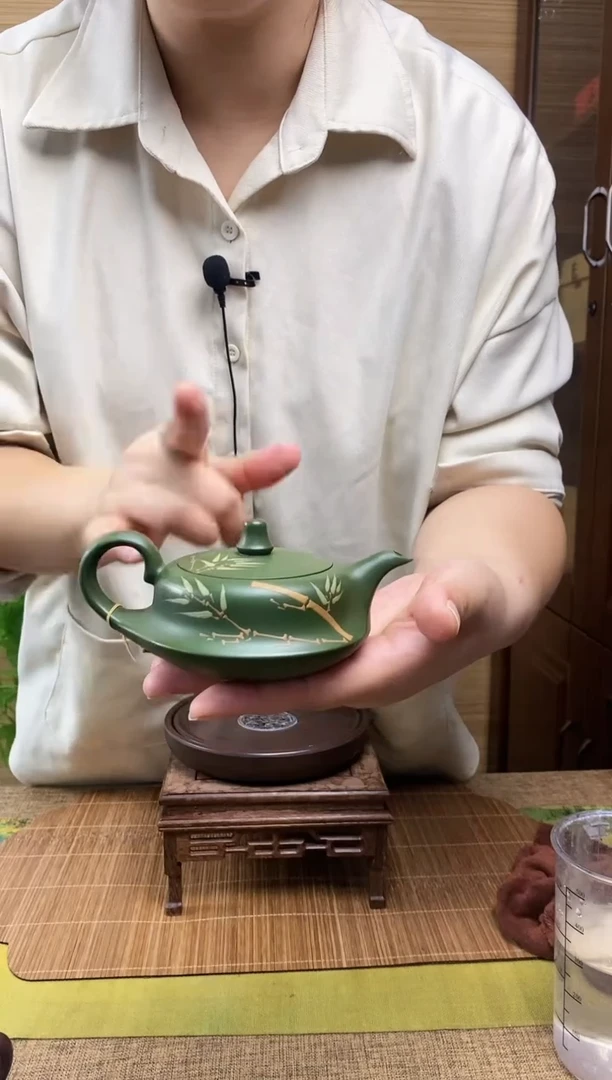 【闪购商品】绿泥茶壶节节高升曲壶翡翠绿泥【毛】宜兴原料紫砂壶