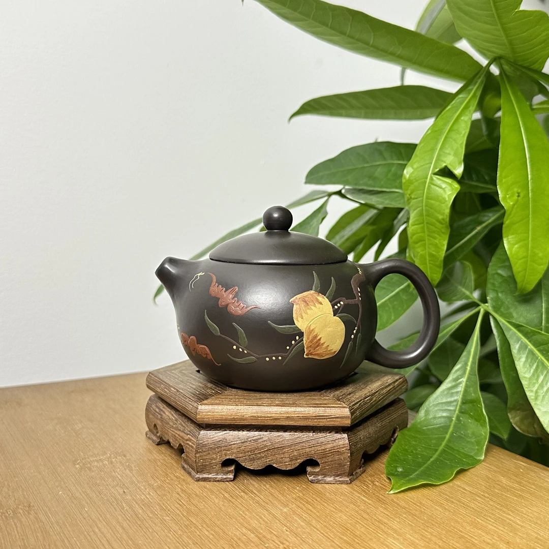 寿桃西施紫砂壶黑朱泥【颖】宜兴原矿料子全手工紫砂壶