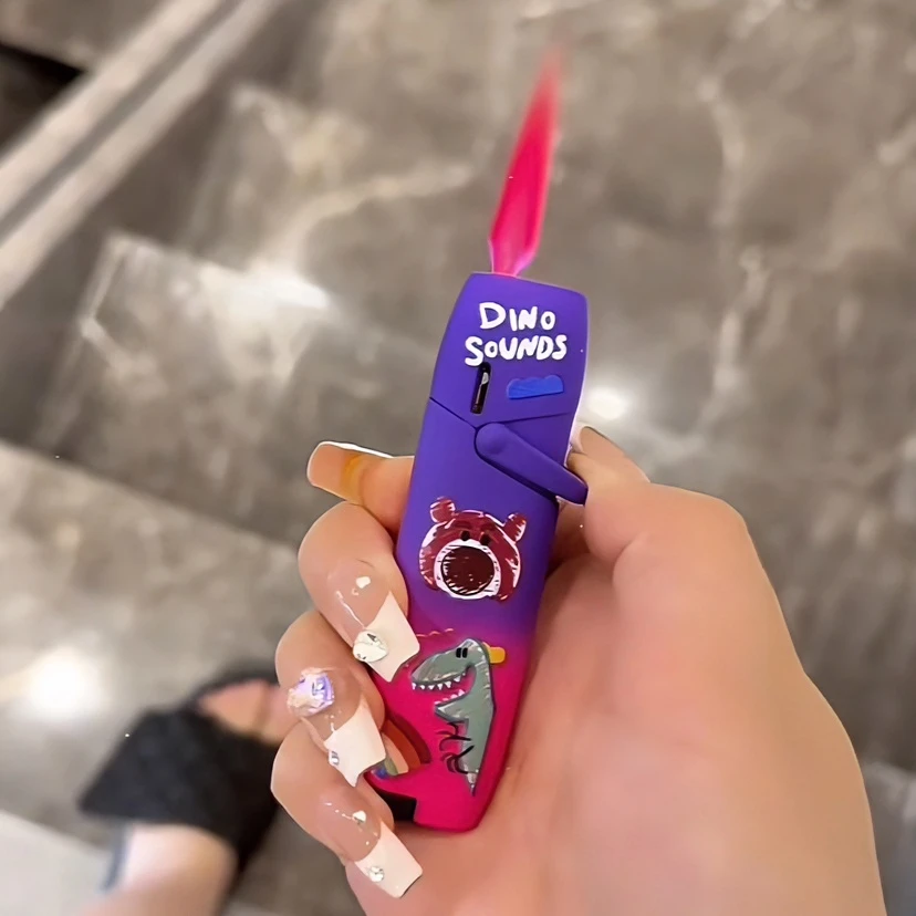 夏日多巴胺甜甜小草莓恐龙缤纷色系紫粉渐变直冲粉焰打火机送男友