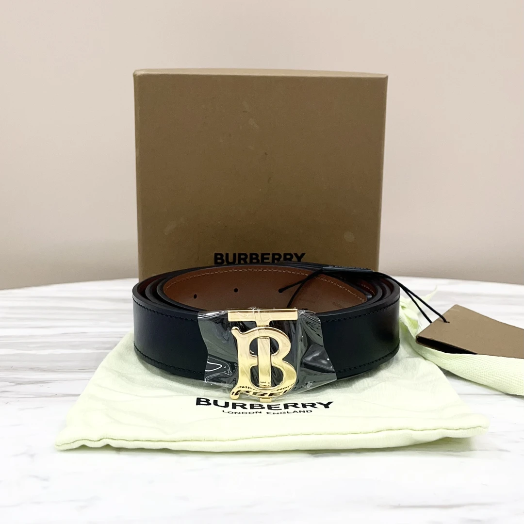 全新未使用 BURBERRY/博柏利 金头黑色双面皮带，宽3cm,M号，全新