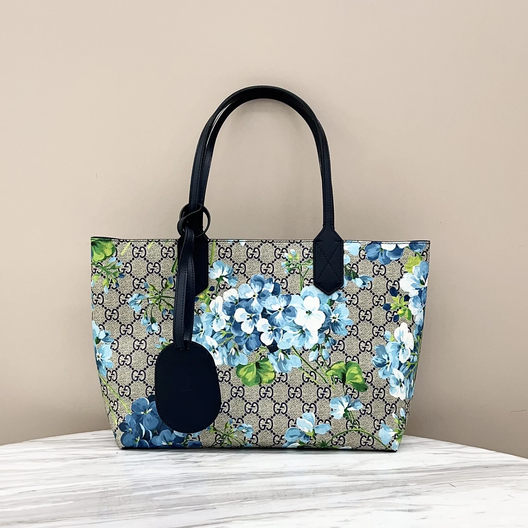 99新 GUCCI/古驰 天竺葵花卉小号购物袋 98新约22*28 公价约15000