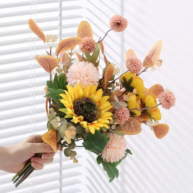 姜 防真手拿花 (佛)
