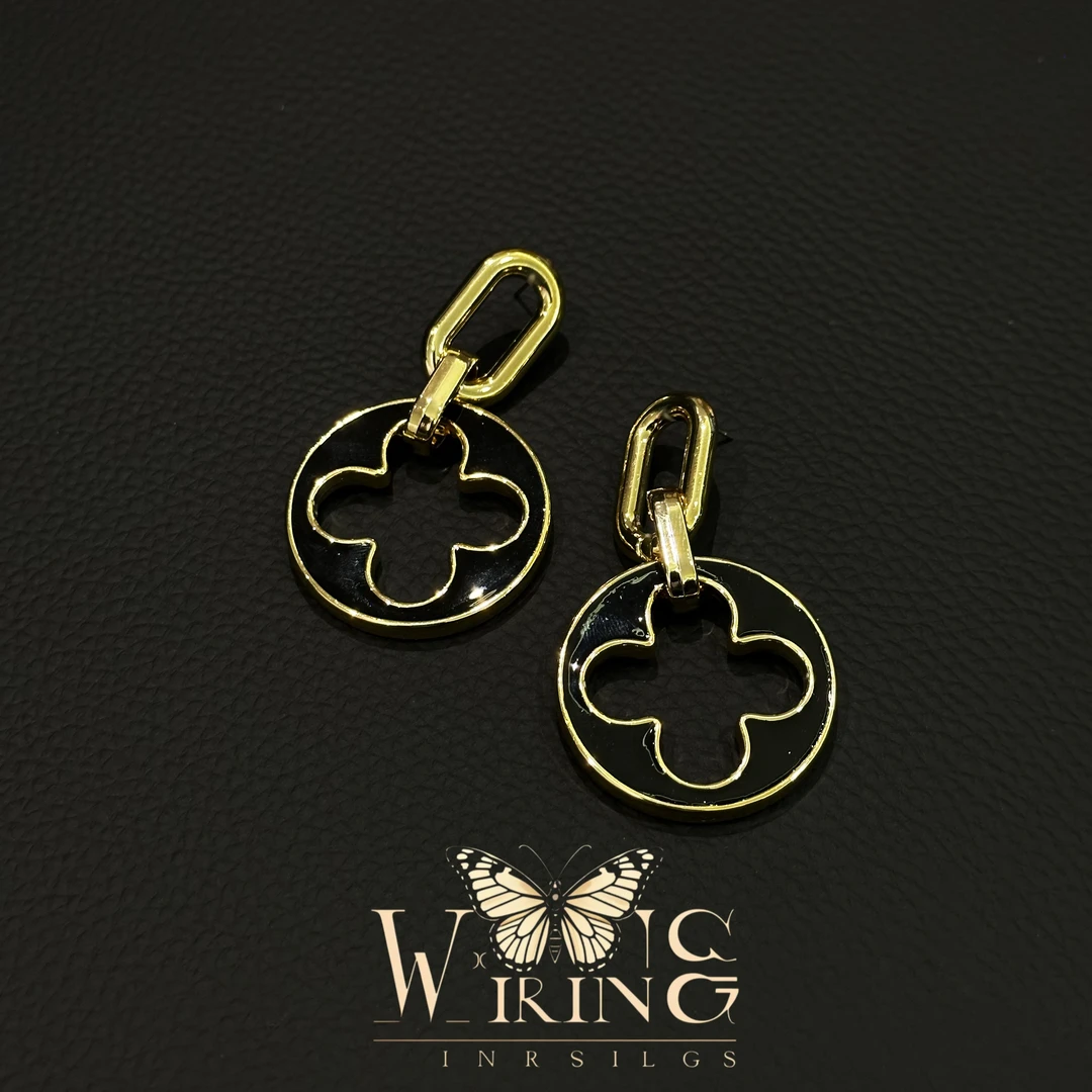 铜合金亚克力耳饰 王大嘴原创 “黑金四花”时尚镂空四花耳钉A956