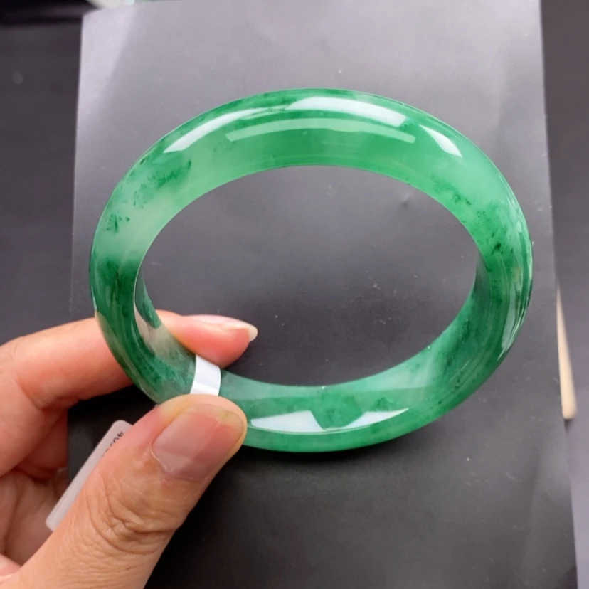 【闪购商品】石英质玉手镯未镶嵌
