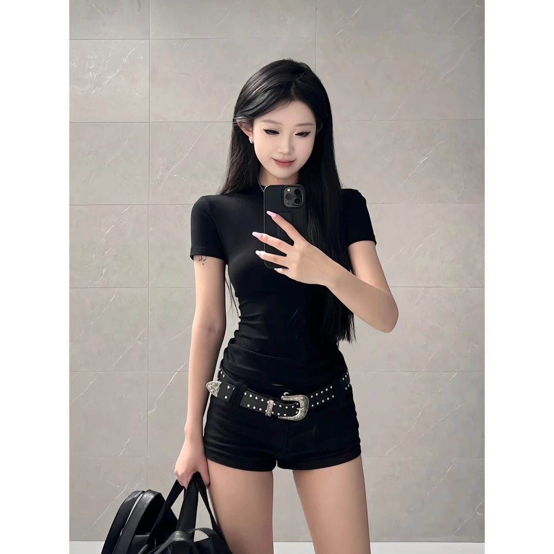 CST黑色正肩短袖收腰t恤女夏季新款基础圆领百搭修身显瘦辣妹上衣