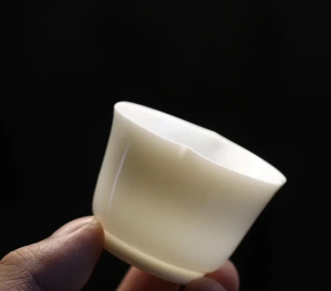 【微嘏】90年代台湾订单 德化窑白瓷色润花茶杯套装 一杯一托