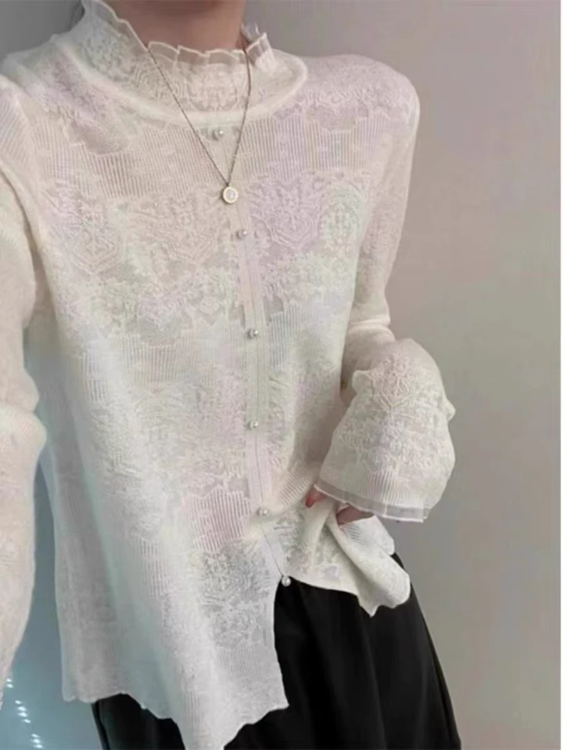 /法式打底/半高圆领长袖下摆开衩镂空打底衫女A08