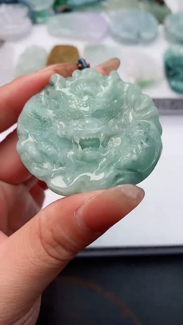 【闪购商品】翡翠吊坠(不含链)未镶嵌1