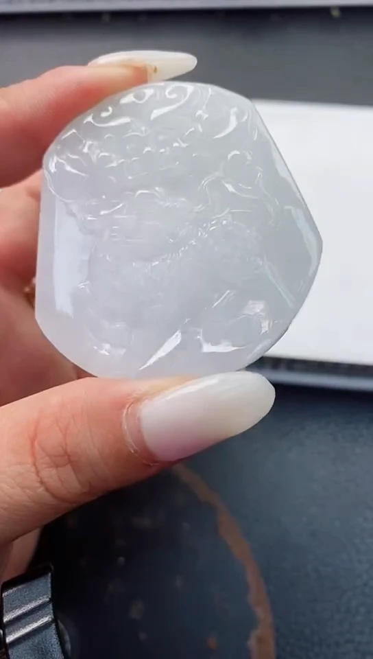 【闪购商品】翡翠吊坠(不含链)未镶嵌1