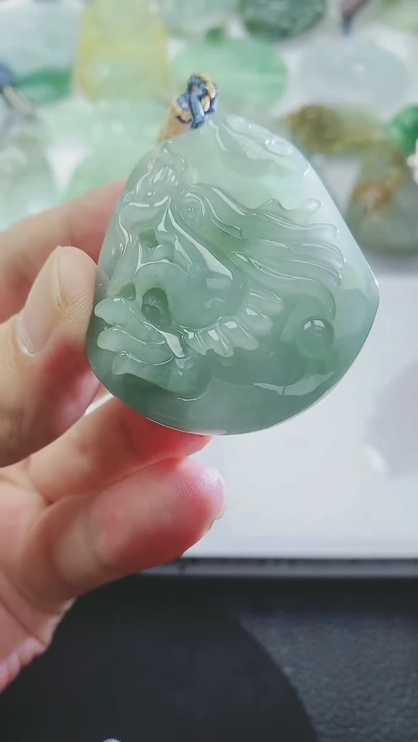 【闪购商品】翡翠吊坠(不含链)未镶嵌1