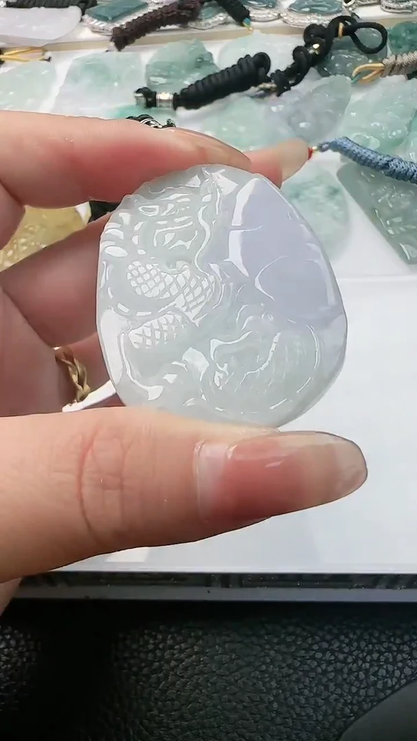 【闪购商品】翡翠颈饰未镶嵌q11111111111