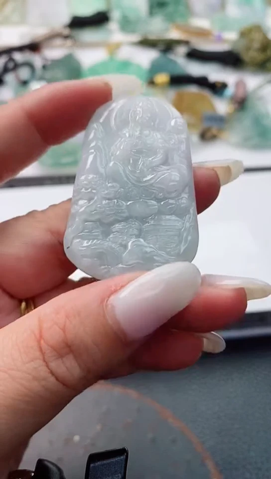 【闪购商品】翡翠吊坠(不含链)未镶嵌1