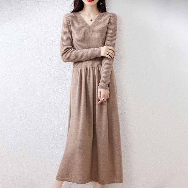 100%纯羊毛针织连衣裙女秋冬V领长款毛衣裙修身长袖打底长裙时尚