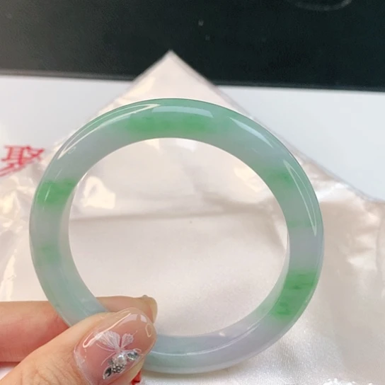 翡翠手镯未镶嵌007天然翡翠A货