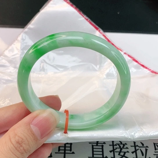 翡翠手镯未镶嵌贵妃428天然翡翠A货