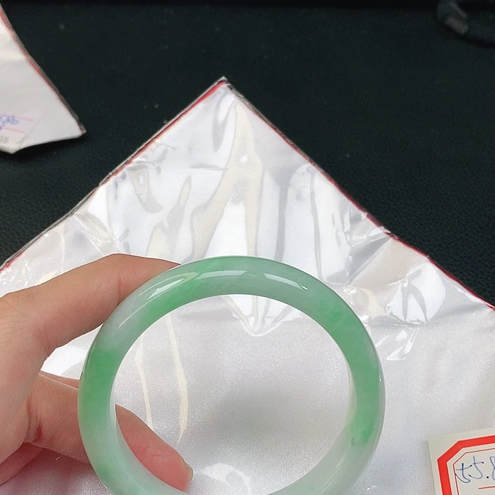 翡翠手镯未镶嵌127天然翡翠A货