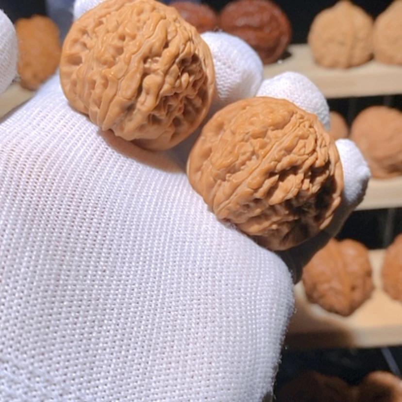 【闪购商品】桃核吊坠闯*