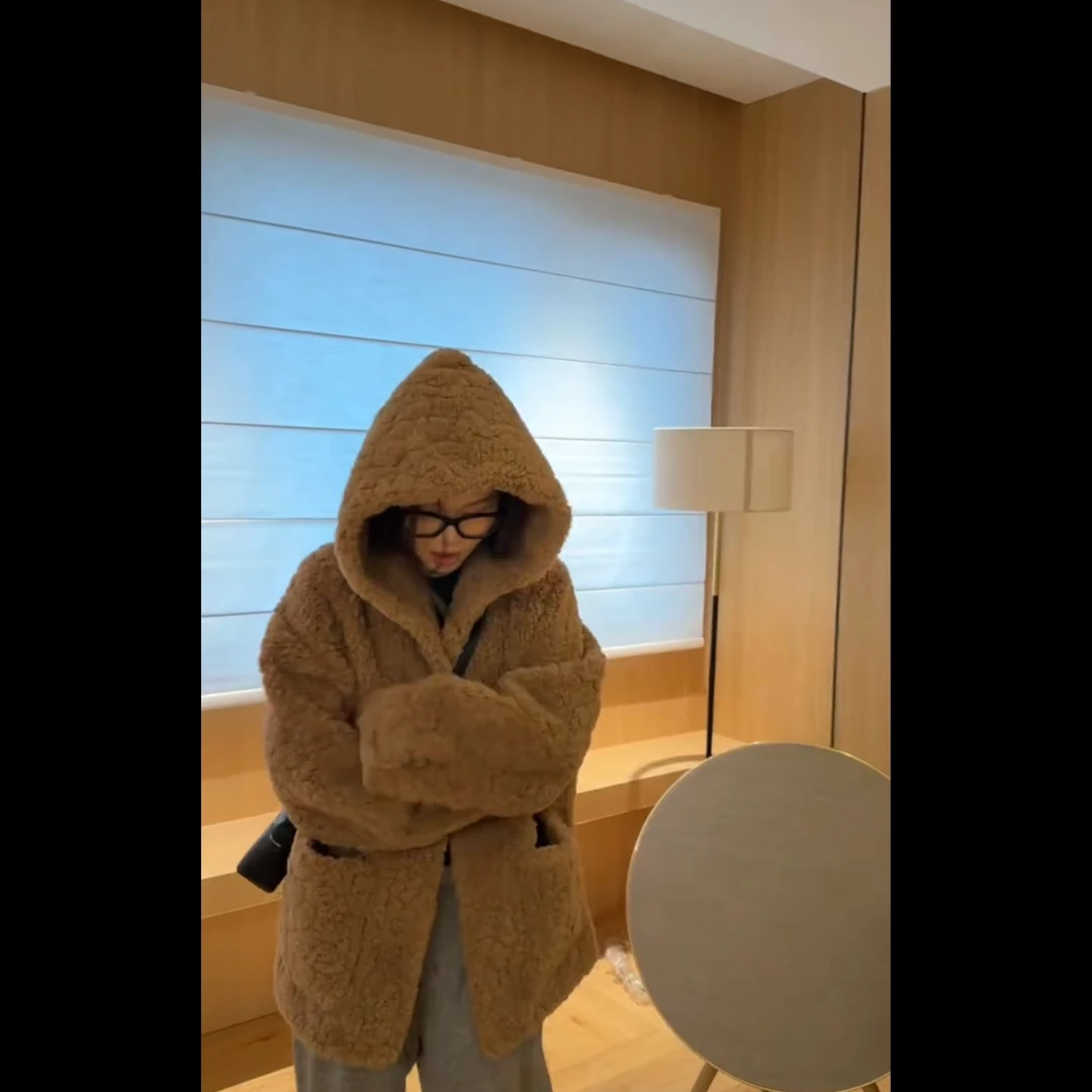 迟迟-连帽宽松时尚百搭外套