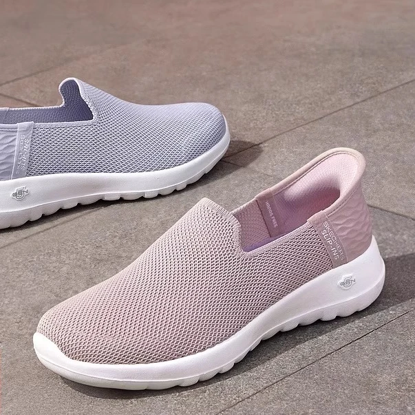 Skechers【一秒闪穿】新款健步鞋女子轻质休闲鞋斯凯奇舒适防滑妈妈