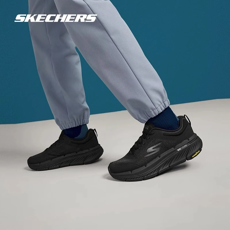 Skechers斯凯奇男鞋23夏季款跑步鞋轻质吸震透气系带休闲鞋220821