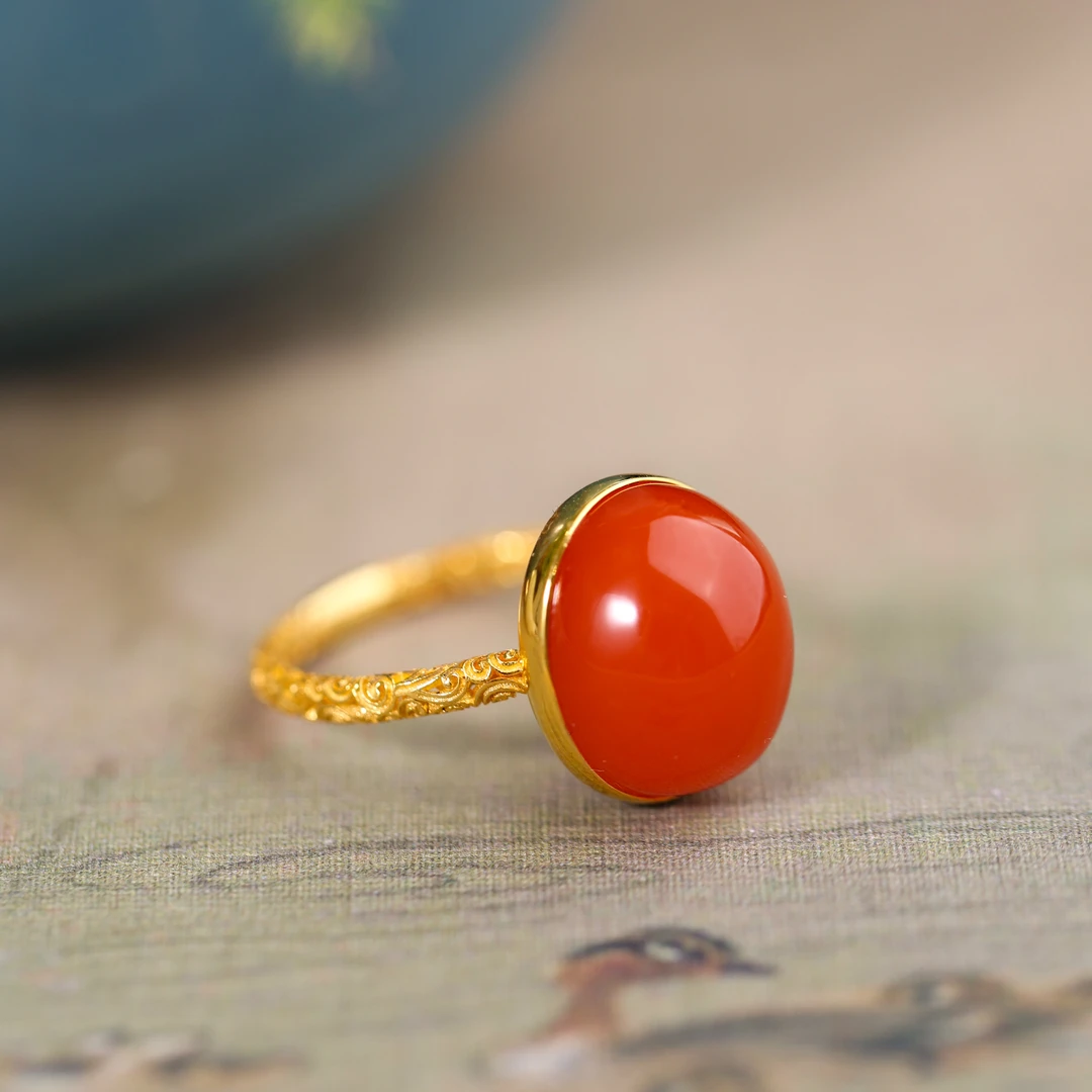 原创国风新中式定制珠宝18k金镶嵌南红蛋面戒指