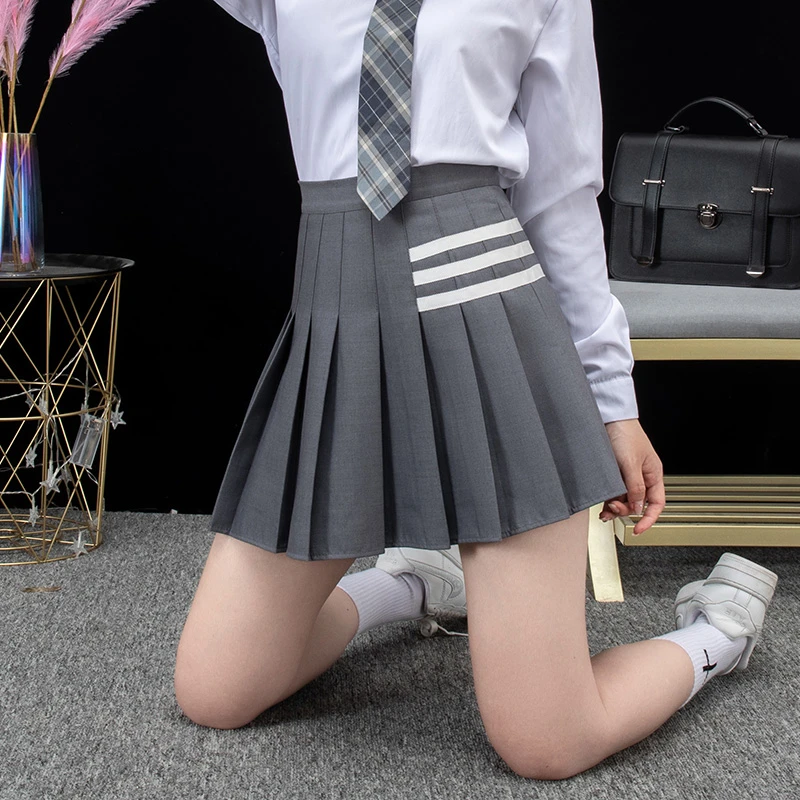 灰色百褶裙女春夏高腰显瘦短裙西装料秋款a字裙条纹拼接半身裙