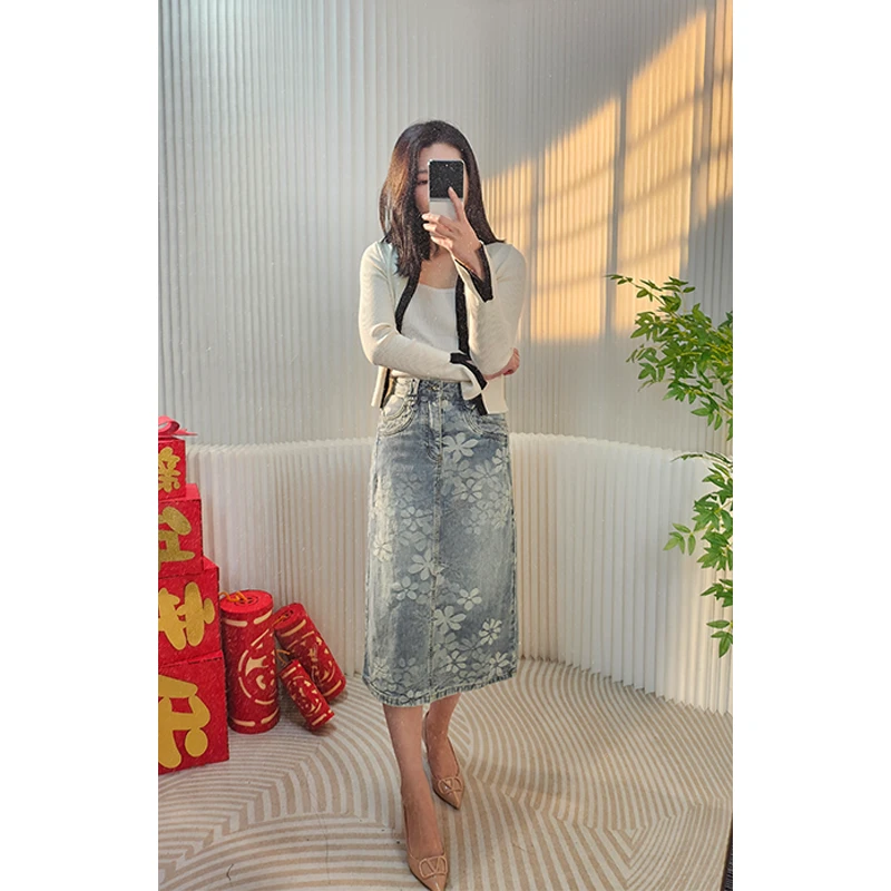 【特价】2024年春款长款定制气质提花牛仔半身裙时尚开叉小众13275