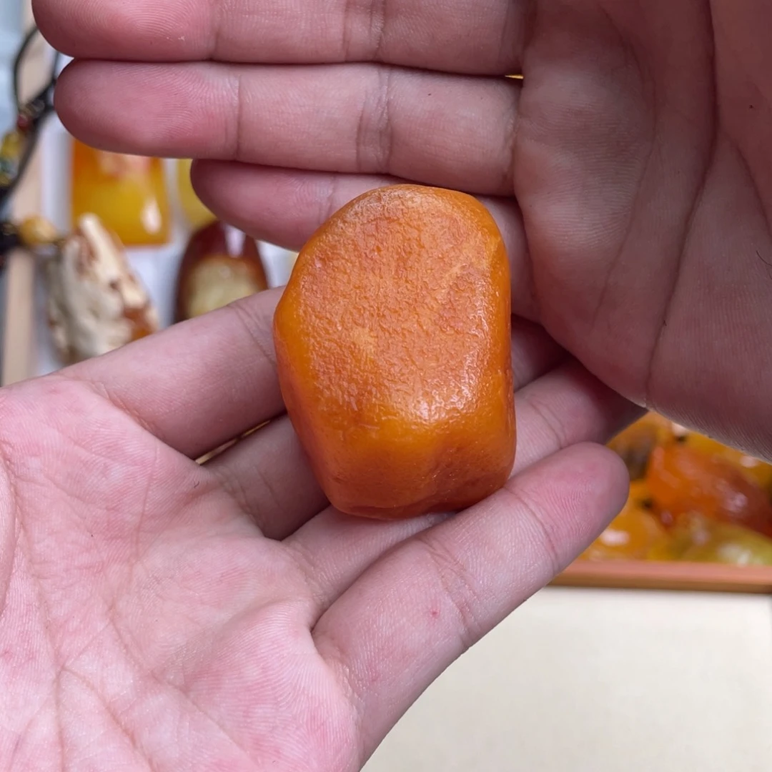 蜜蜡吊坠(赠链)未镶嵌