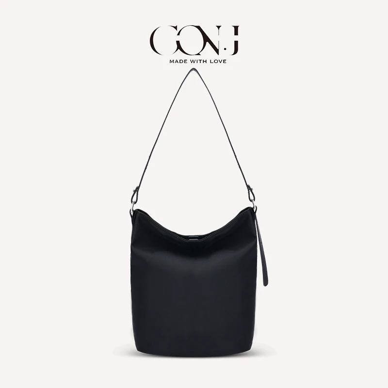 韩版尼龙秋冬季简约轻便通勤百搭休闲手提水桶小众单肩斜挎包腋下