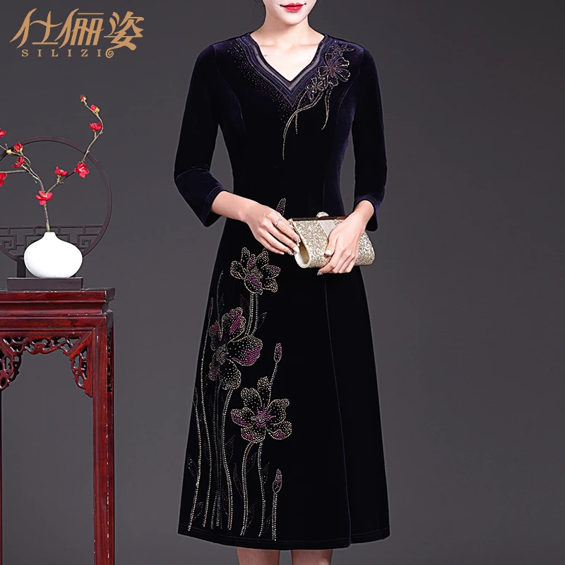 仕俪姿新款修身显瘦宴会婚礼高贵气质妈妈装婚宴洋气金丝绒连衣裙