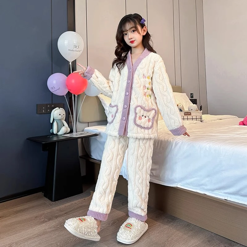 女童睡衣秋冬季长袖儿童法兰绒家居服加厚款洋气女孩珊瑚绒两件套