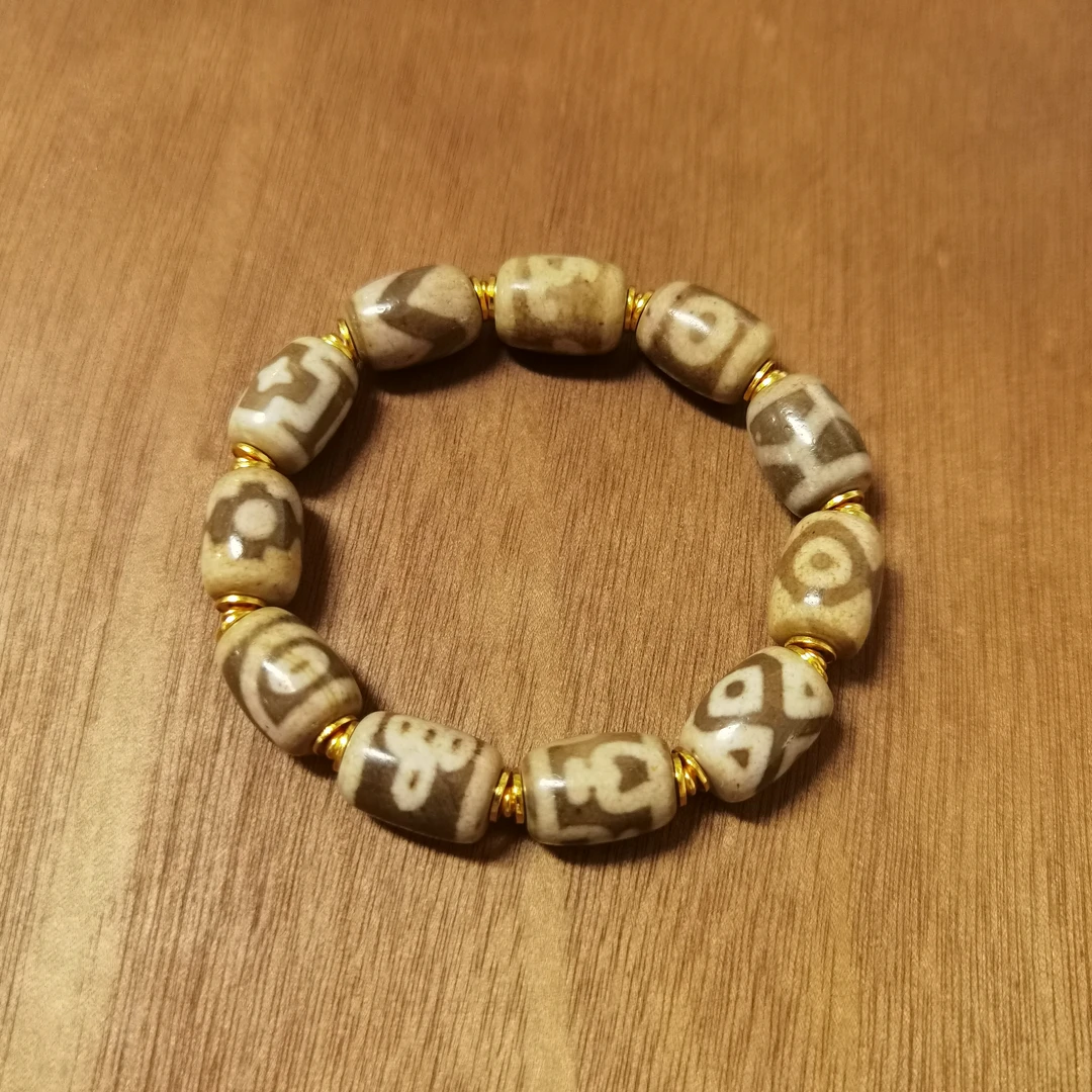 壹加 | 玛瑙老藏多宝手串