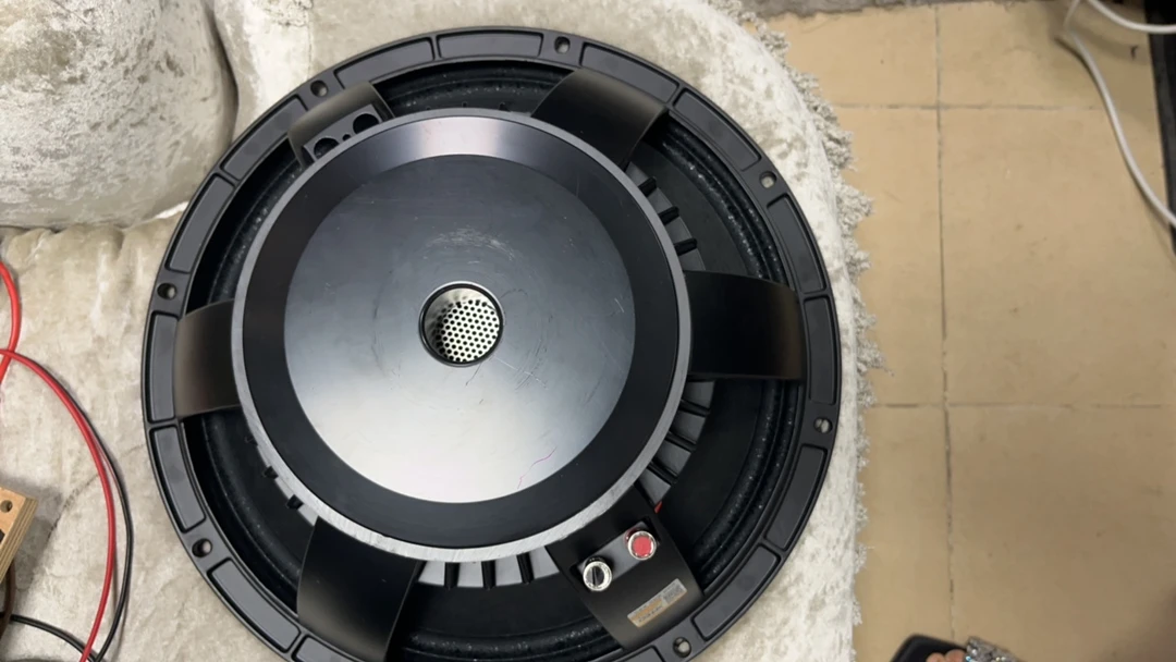 15寸喇叭190磁一个，不包邮