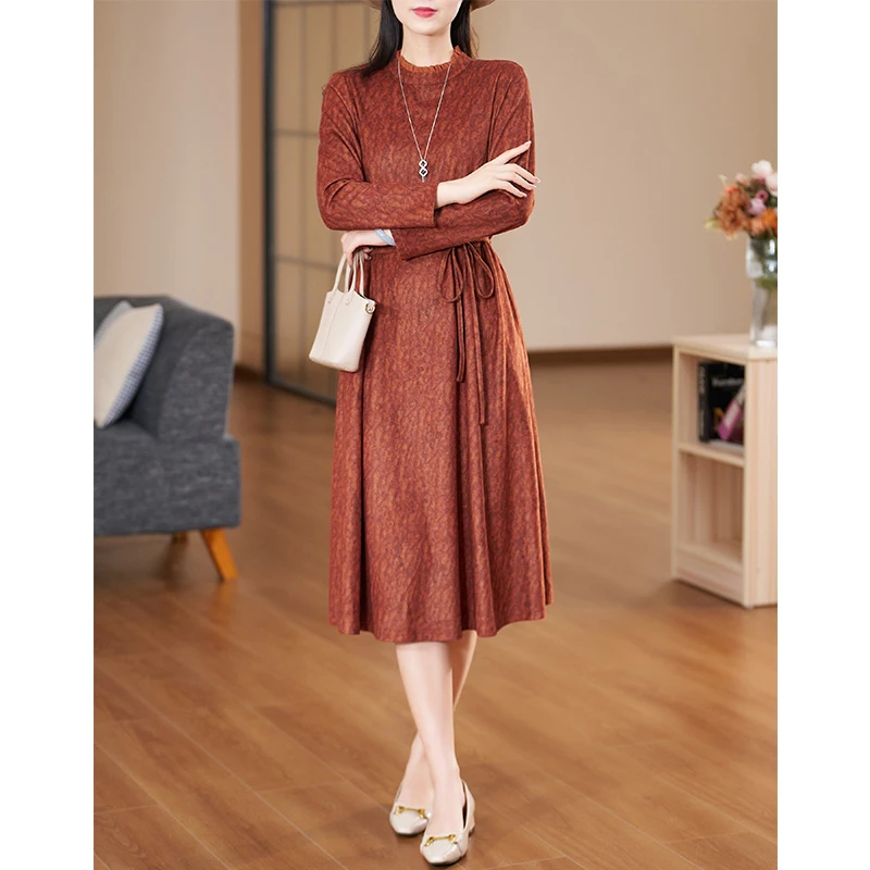 迪欧芙2023冬季新款优雅气质长袖时尚复古显瘦连衣裙女#DLQ15885