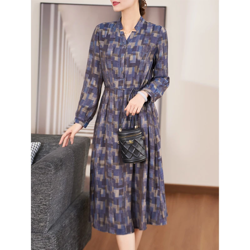 迪欧芙2024春季新款轻奢小众高级感气质优雅复古连衣裙#QLQ15267