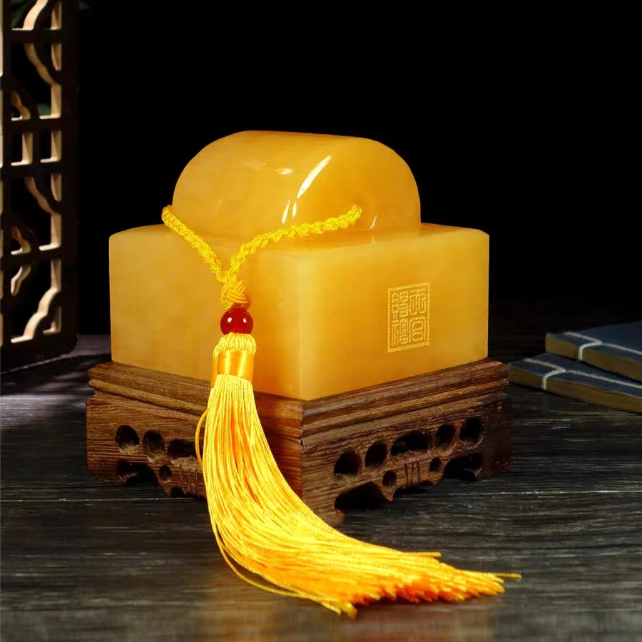 天然米黄玉印章办公桌面摆件新中式客厅办公室桌面创意装饰摆件