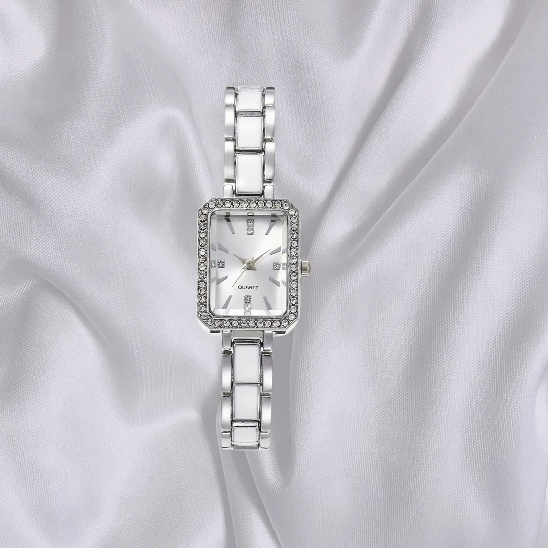 气质复古轻奢时尚小方块银白色手链款高级感腕表——0906