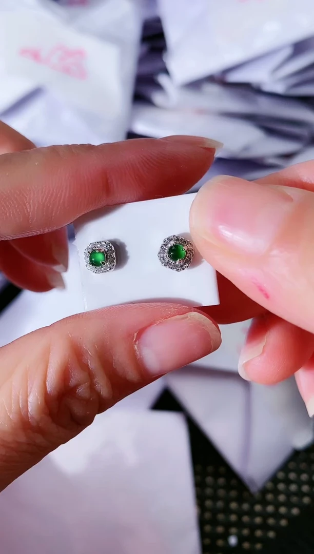 【闪购商品】翡翠耳饰银S925镶嵌42