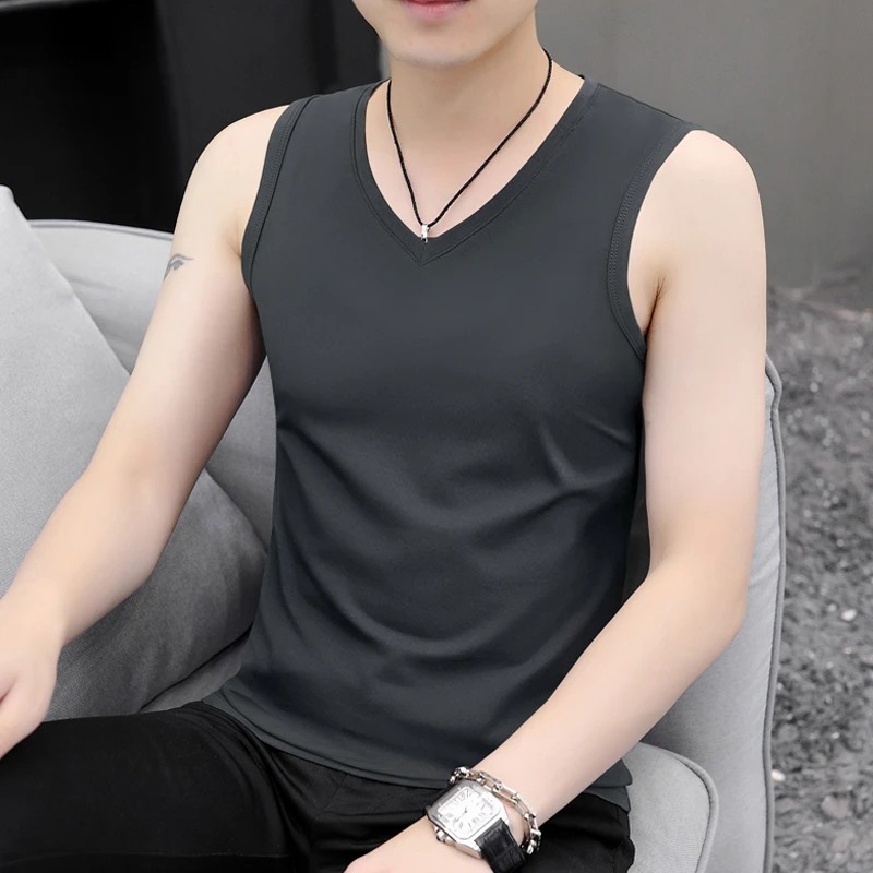 男士时尚V领背心坎肩无袖打底汗衫夏季纯色修身运动健身宽肩上衣