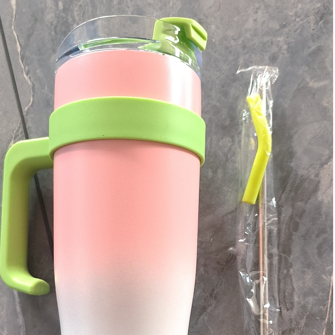 新款高颜值巨无霸大容量水杯吸管杯不锈钢保温杯夏季保冷冰霸杯