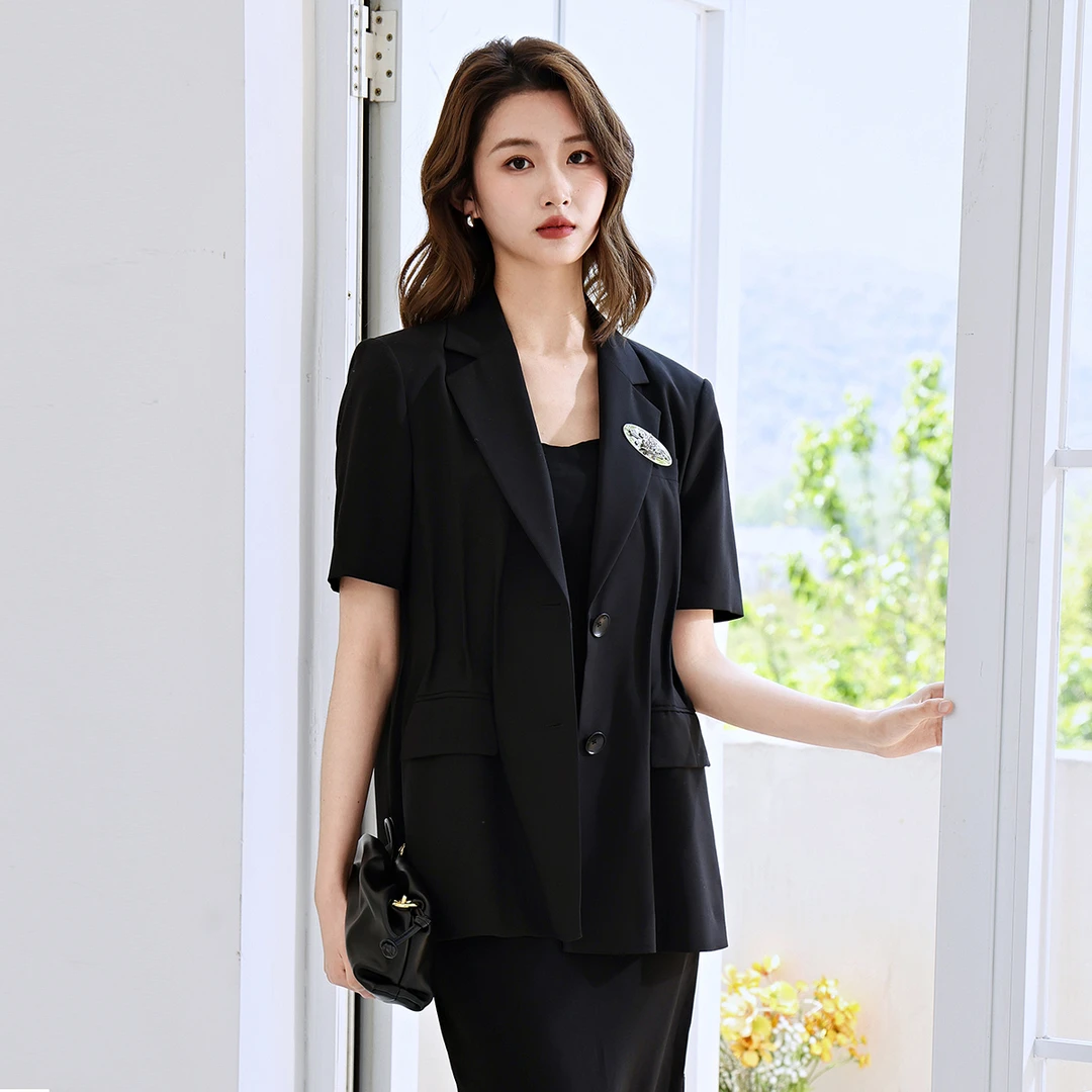 【达人专属】时尚休闲高级感黑色薄款短袖女西服外套上衣