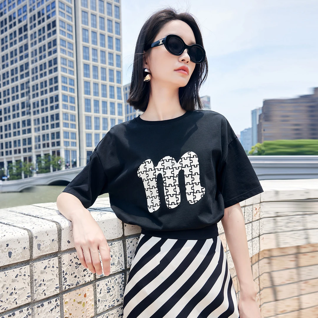 2024夏季字母设计黑色宽松纯棉透气短袖女式正肩t恤上衣女