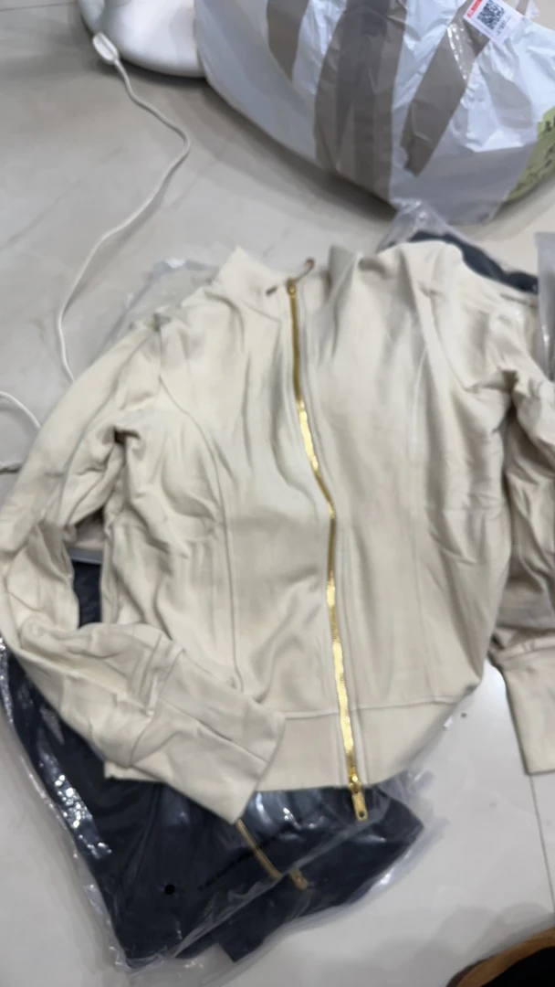 立领双拉链德绒百搭开衫
