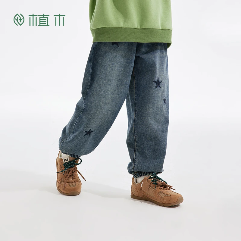 植木童装男童设计感星星刺绣松紧束脚水洗牛仔裤裤子2024秋新潮RC